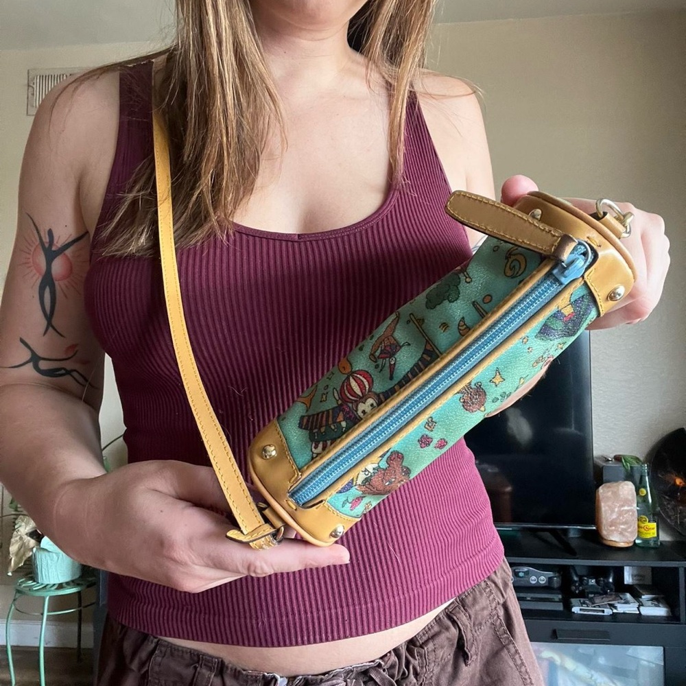 Stylish Green and Tan Women's Bag - Picture 5 of 7